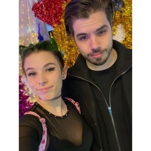 Meet your Posher, Renée-france